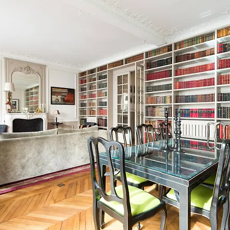 شقة The Literary Salon *
